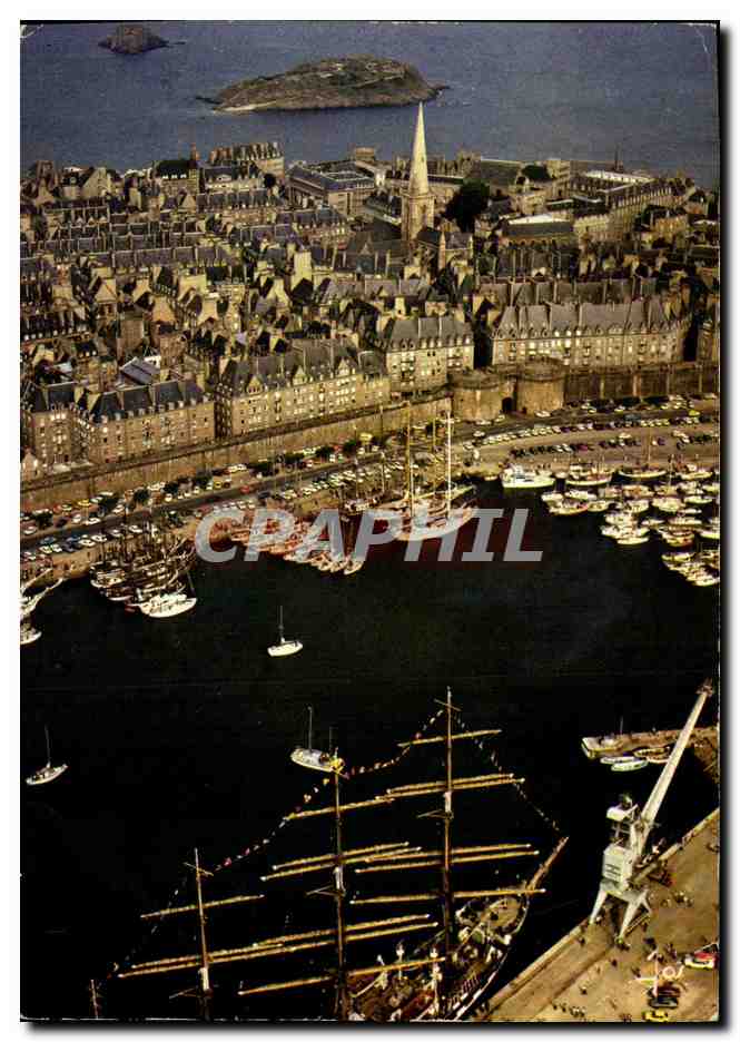 Saint-Malo — Grand voilier dans les bassins à flot — Éditions d'Art Jos