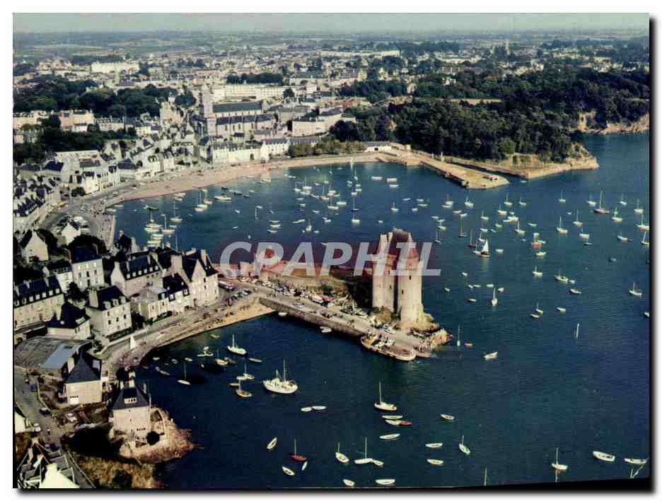 Saint-Malo — Vue générale sur le port et la ville — Graphil