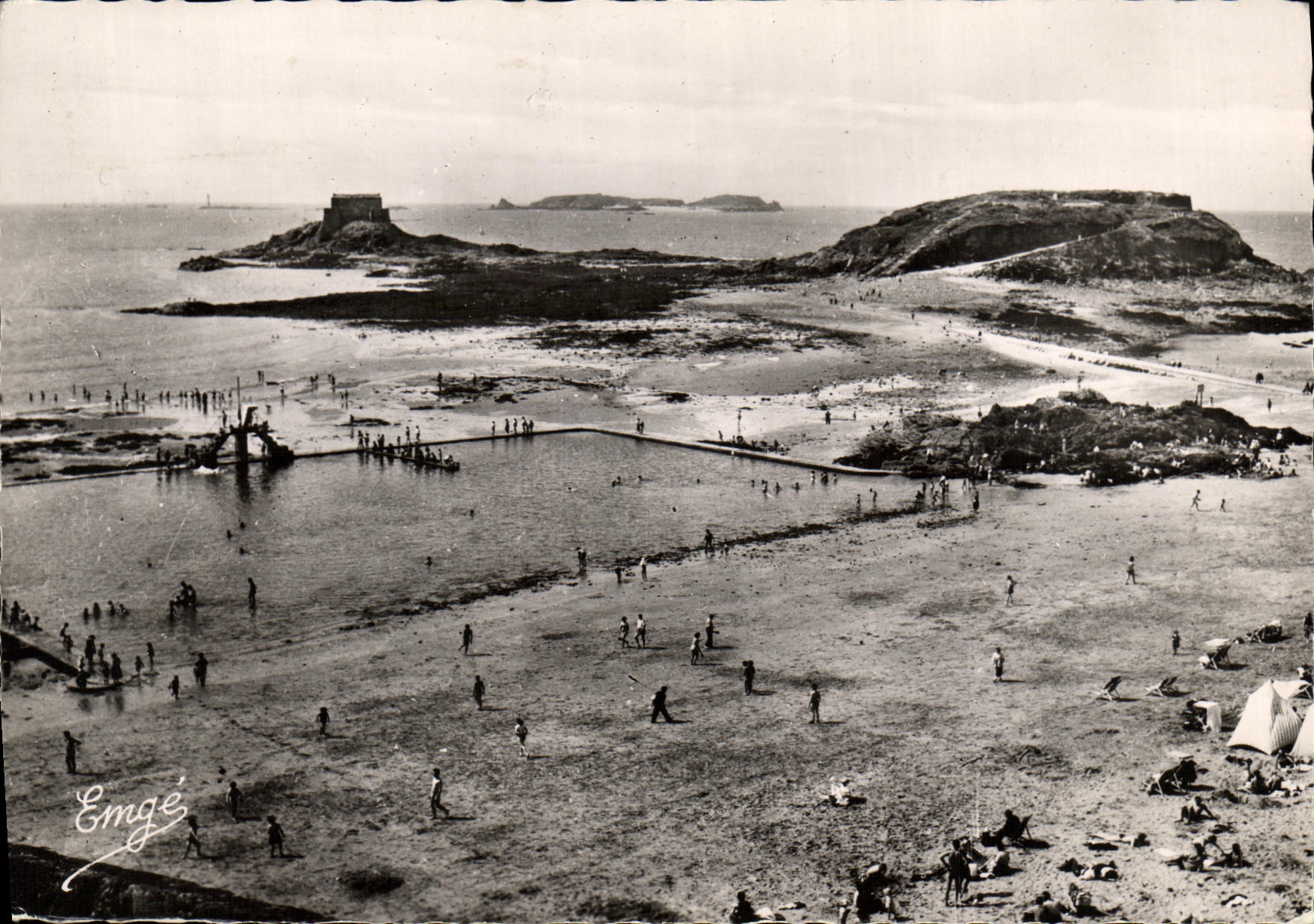 Plage Bonsecours — Emgé — Éditions Artistiques M. Guérin, n°148
