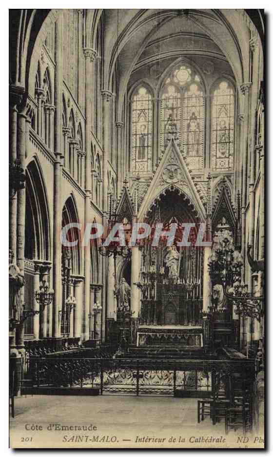 CPA St Malo Interieur de la Cathedrale