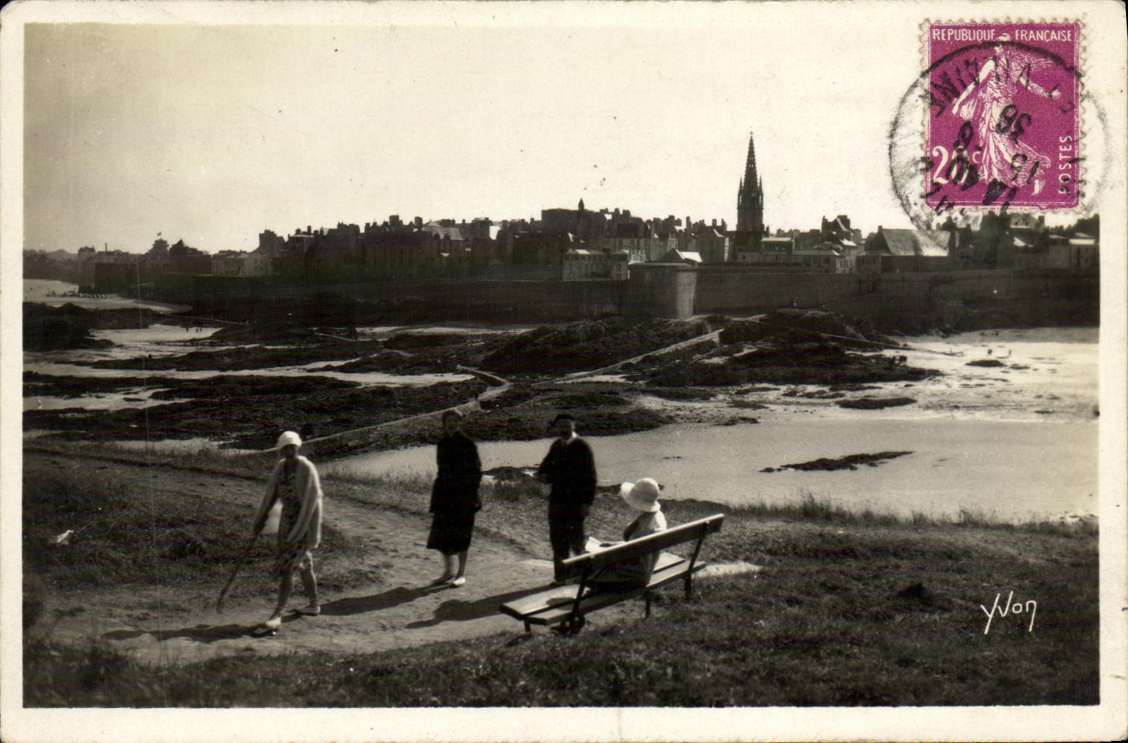 Saint-Malo (Ille-et-Vilaine) — Vue prise du Fort National — Éditions d'Art Yvon, Paris