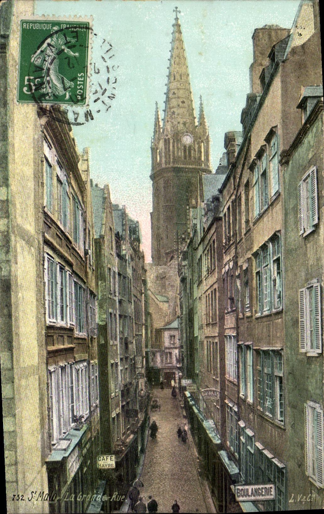 Saint-Malo - La Grande-Rue — vue de la tour de l'église — éditeur L. Vaché, n° 752