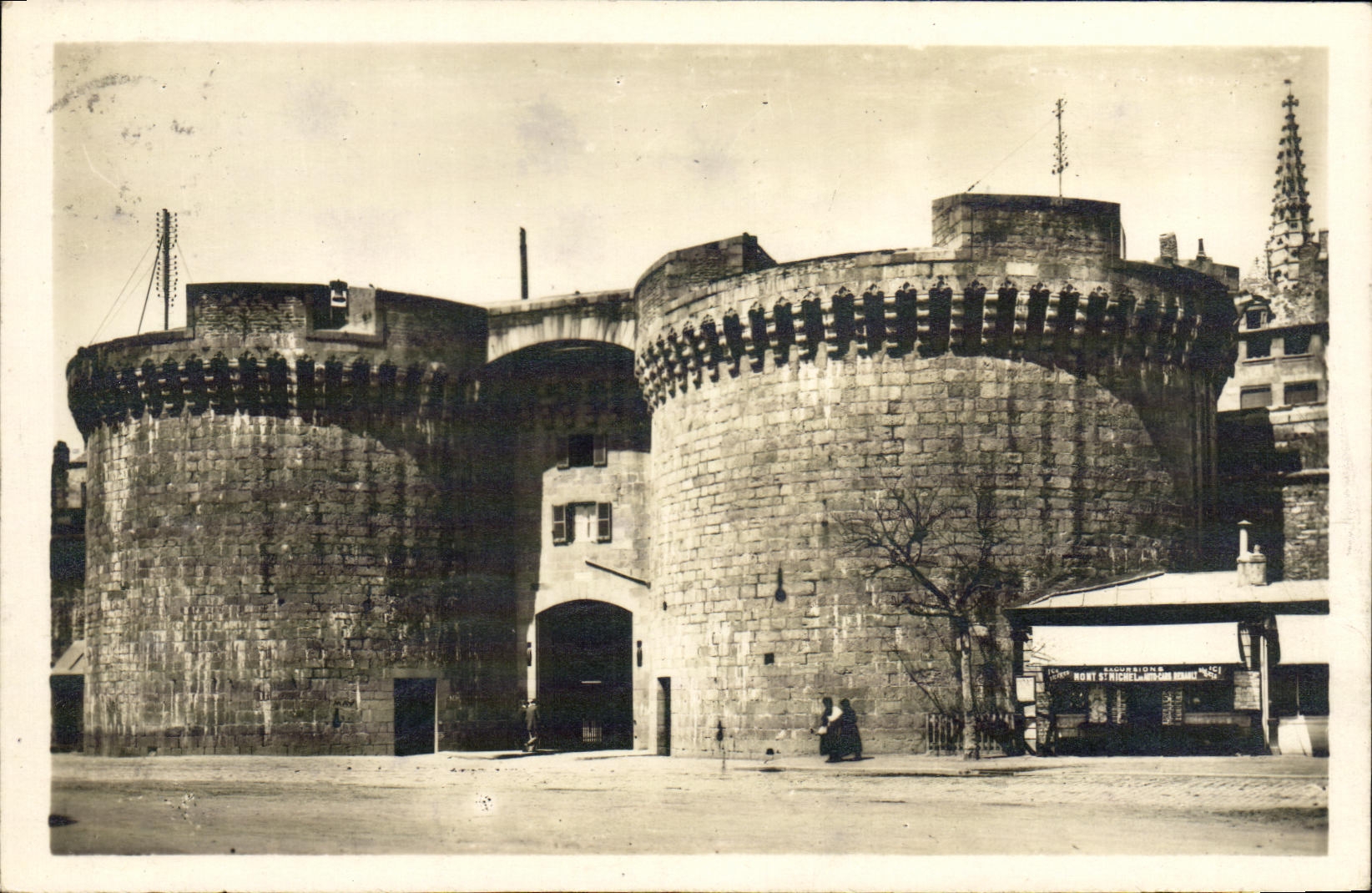 Saint-Malo — La Grande Porte (XVe siècle) — Édition de Luxe, A. Lamiérie, Rennes