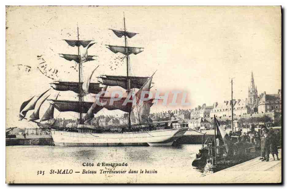 St-Malo — Bateau Terreneuvier dans le bassin — Côte d’Émeraude, n°325