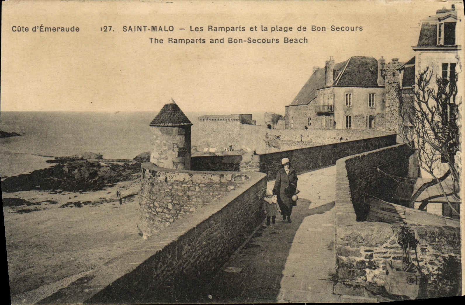 Saint-Malo — Les Ramparts et la plage de Bon-Secours — Côte d'Émeraude, n°127