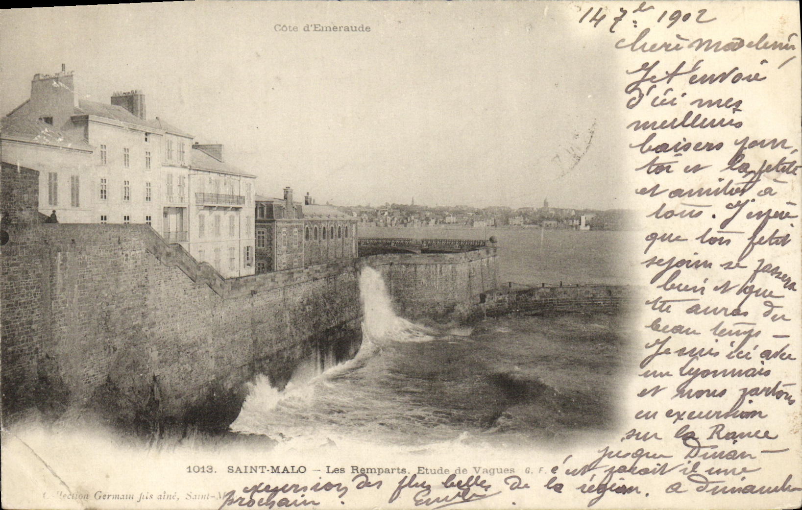 Saint-Malo — Les Remparts. Étude de Vagues — Côte d'Émeraude