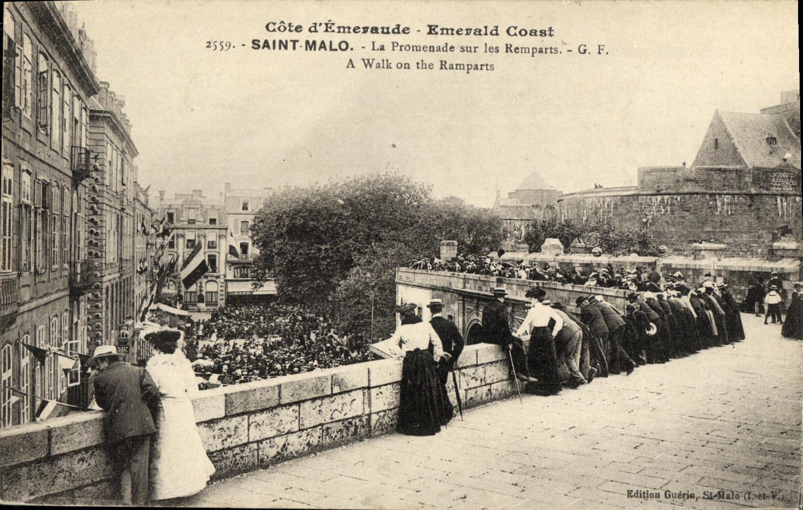 Saint-Malo - La Promenade sur les Remparts — G. F. — Édition Guérin, St-Malo (Lettre V)