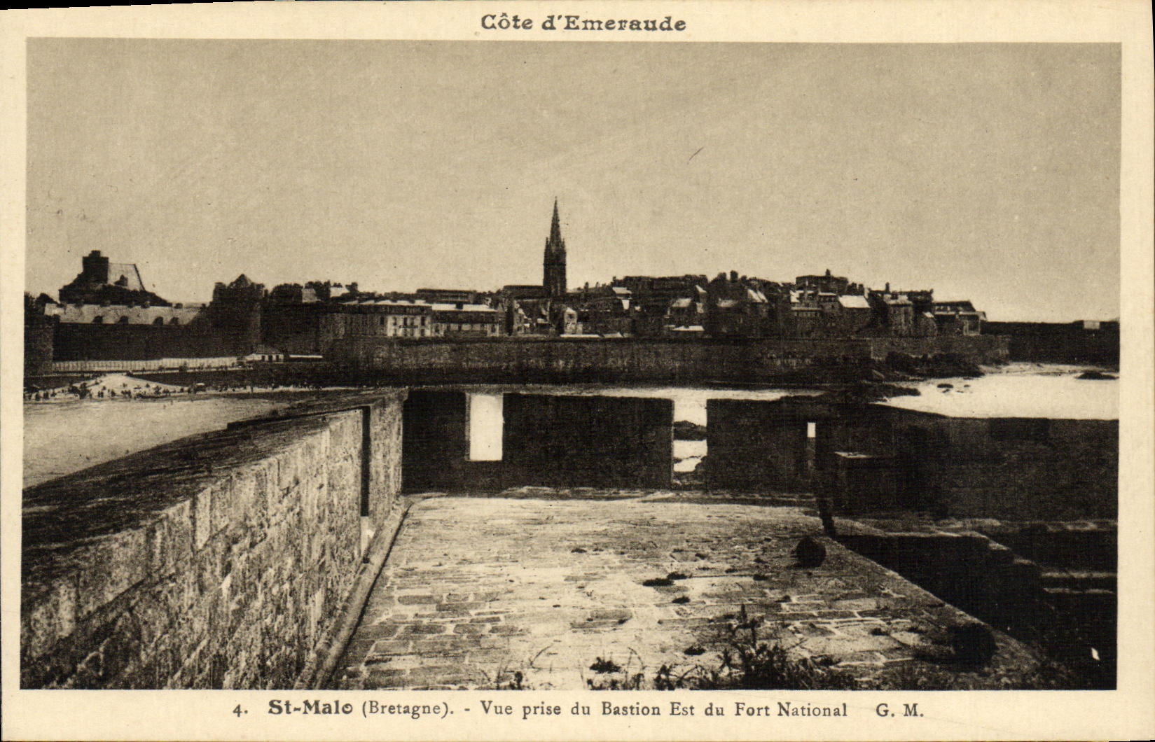 St-Malo (Bretagne) — Vue prise du Bastion Est du Fort National — G. M.
