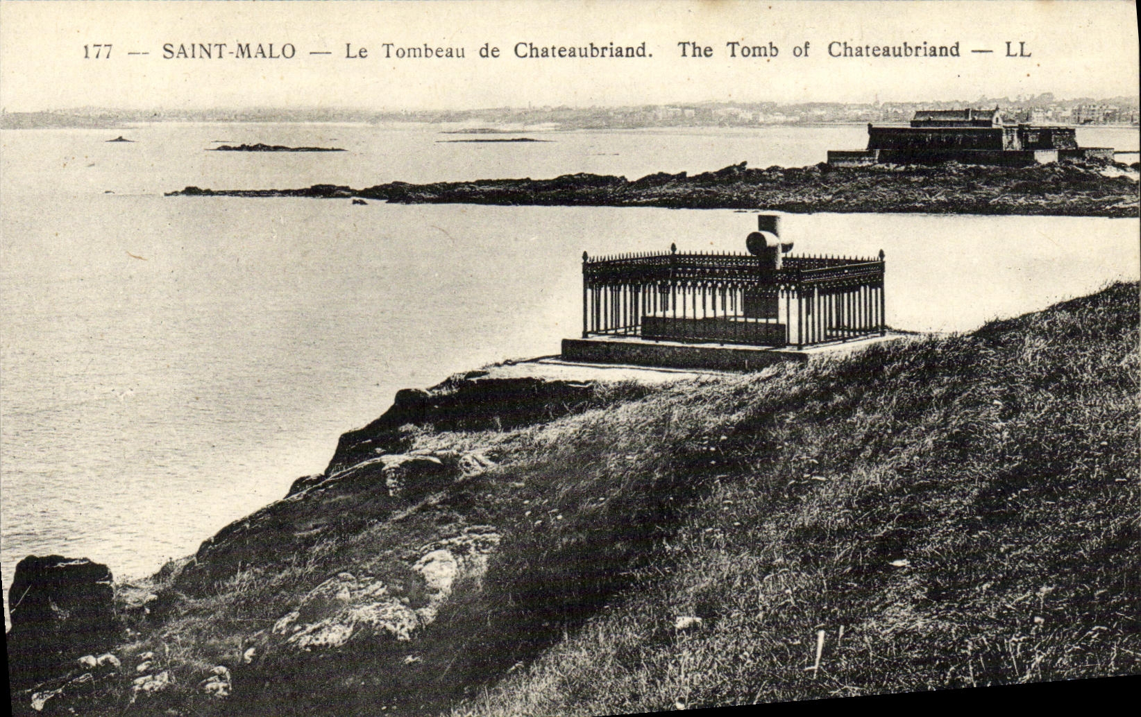 Saint-Malo — El Túmulo de Chateaubriand — LL