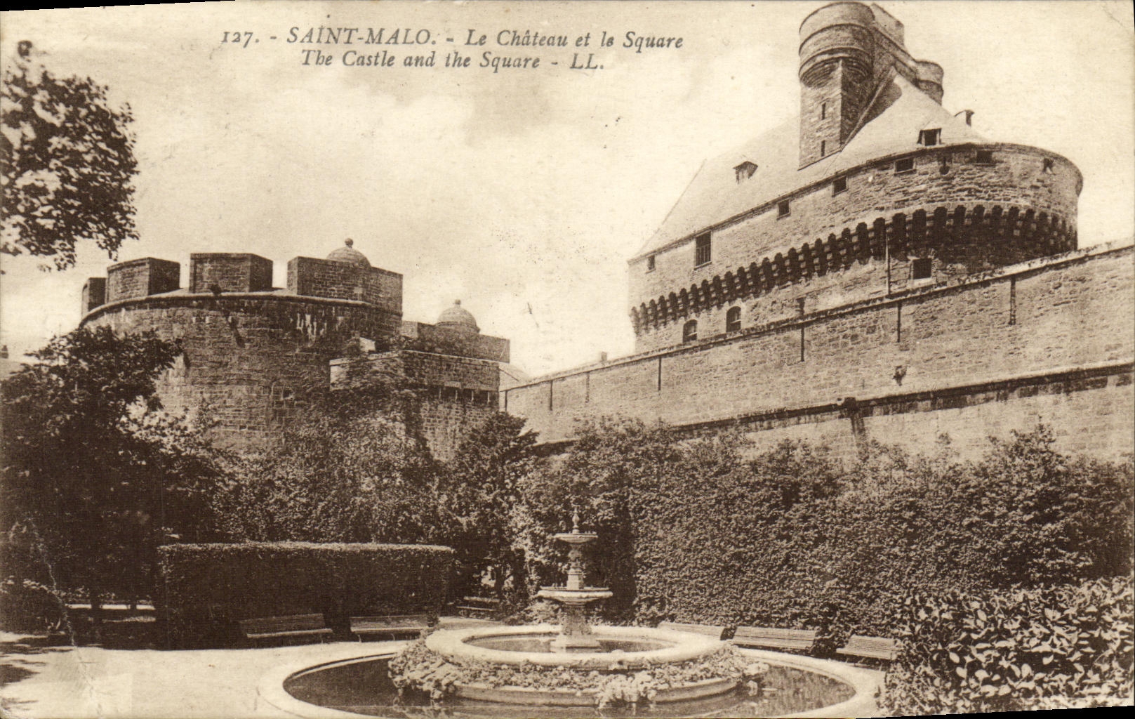 Saint-Malo - Le Château et la Square - LL. - N° 127