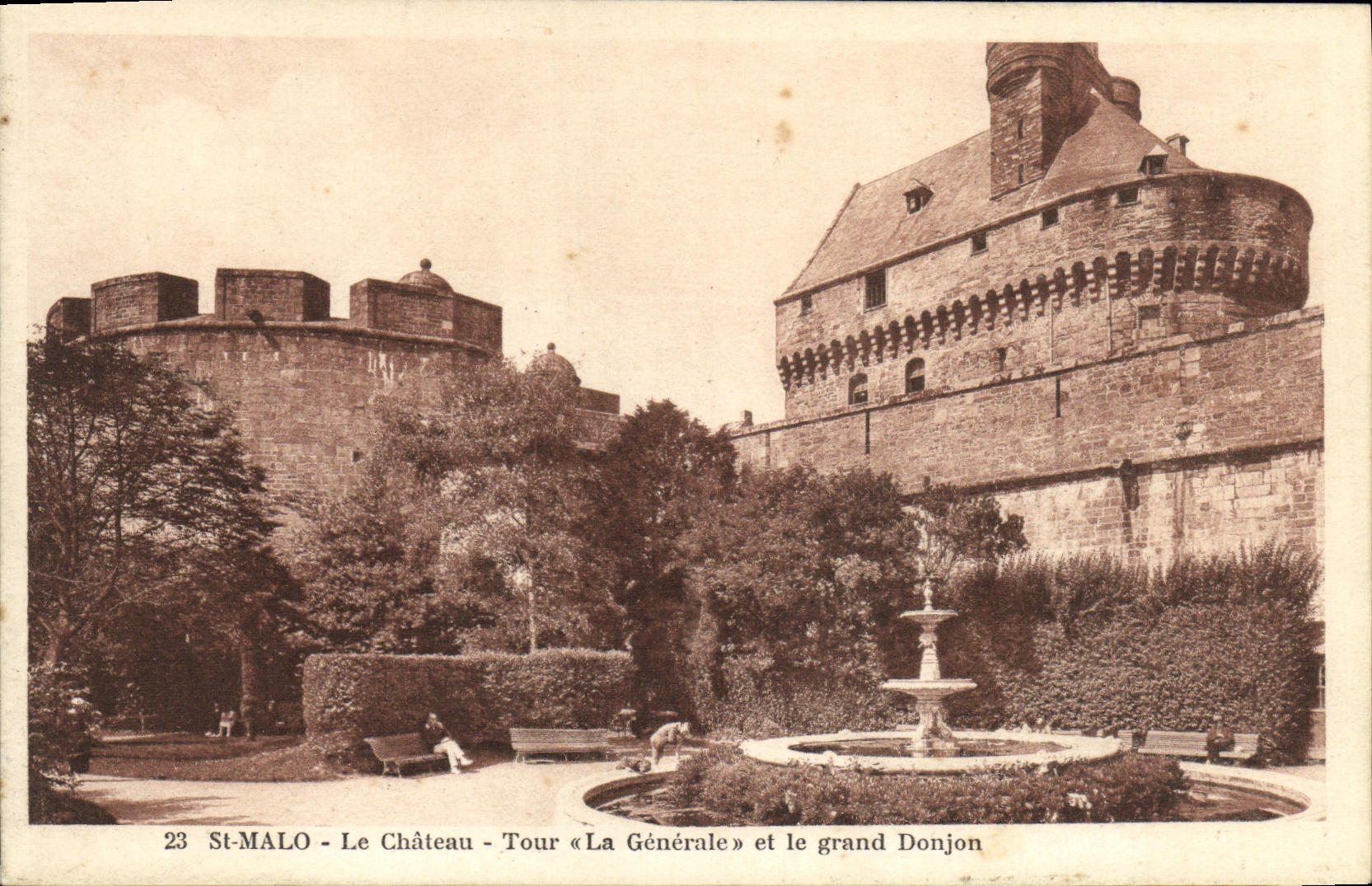 St-Malo - Il Castello - Torre « La Générale » e il grande Donjon