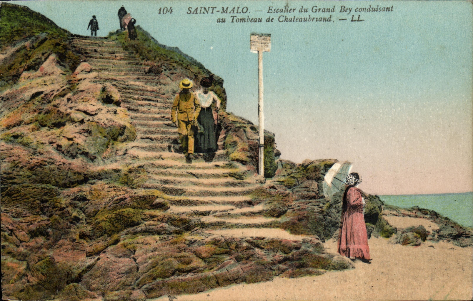 Saint-Malo — Escalier du Grand Bey conduisant au Tombeau de Châteaubriand — LL. — N° 104