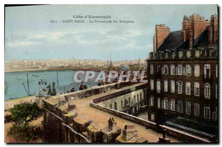 CPA Saint Malo La Promenade des Remparts
