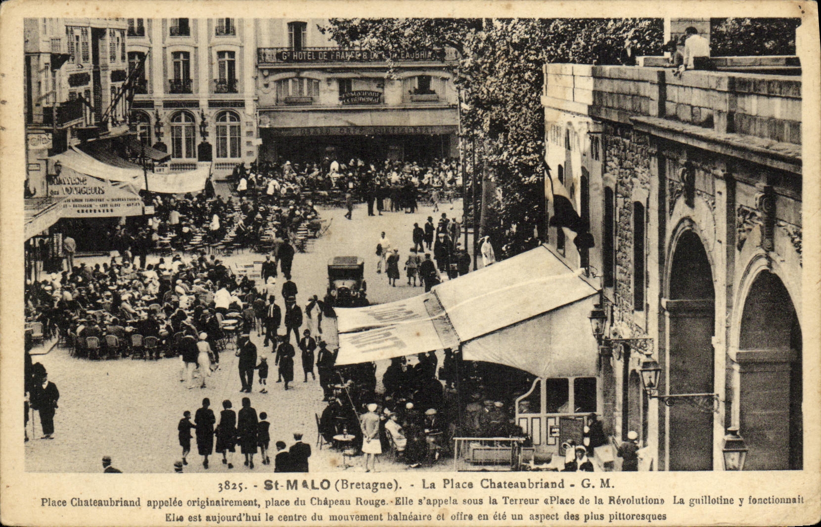 St-Malo (Bretagne) — Place Chateaubriand — G.M. n°3825