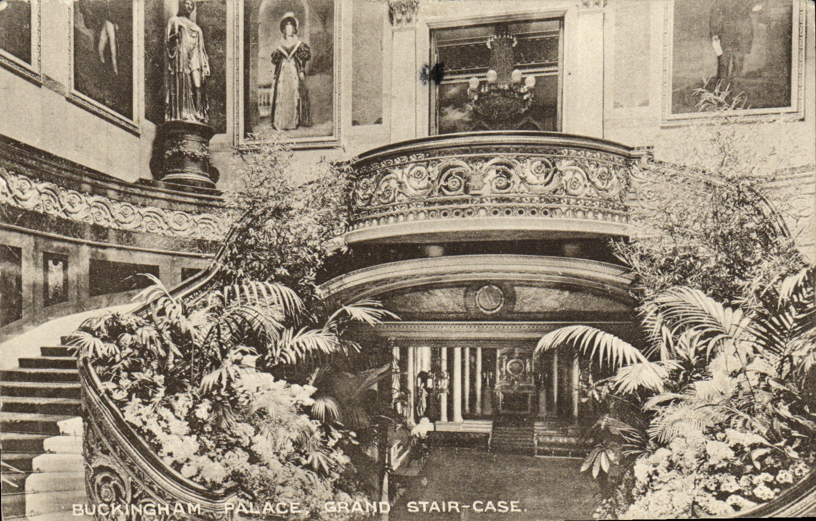 CPA Buckingham Palace Grand Stair Case London 