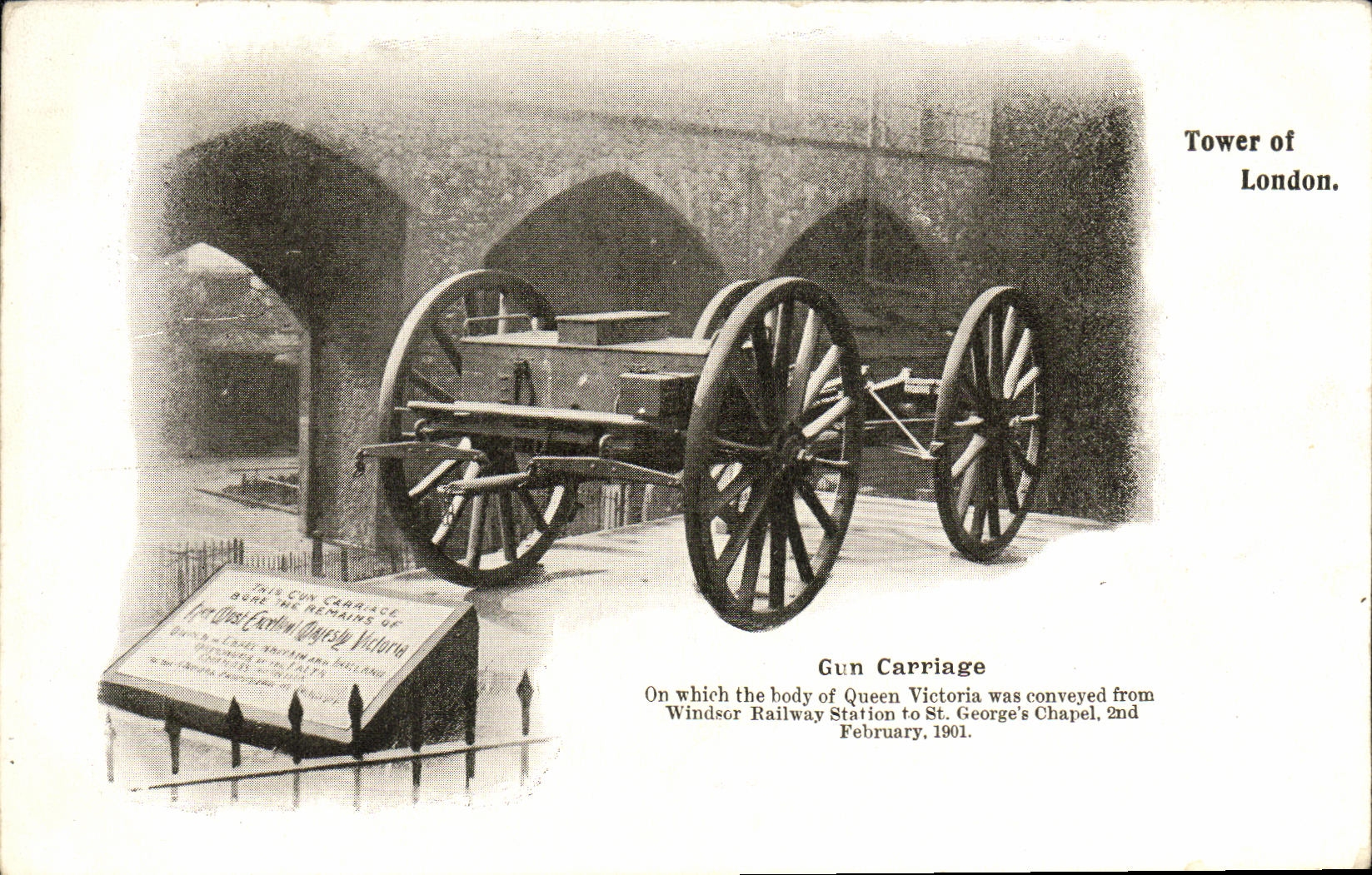CPA London Tower of London Gun Carrigae Canon Militaria 