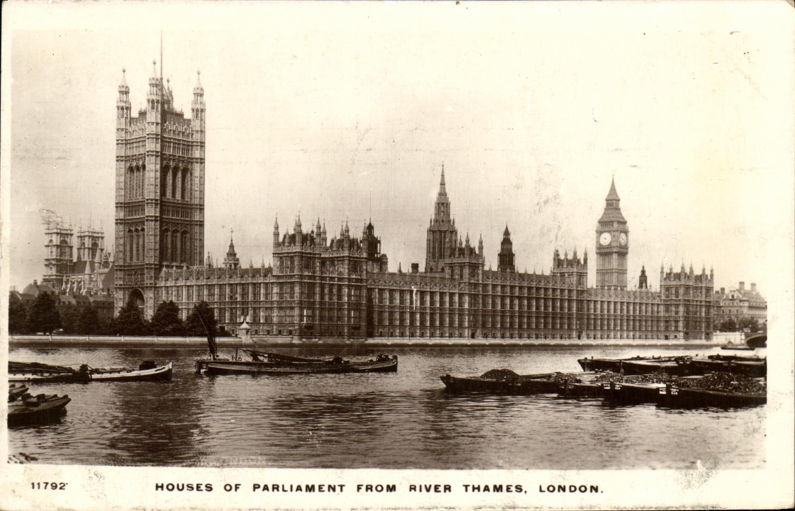 CPA London Houses Of Parliament From River Thames