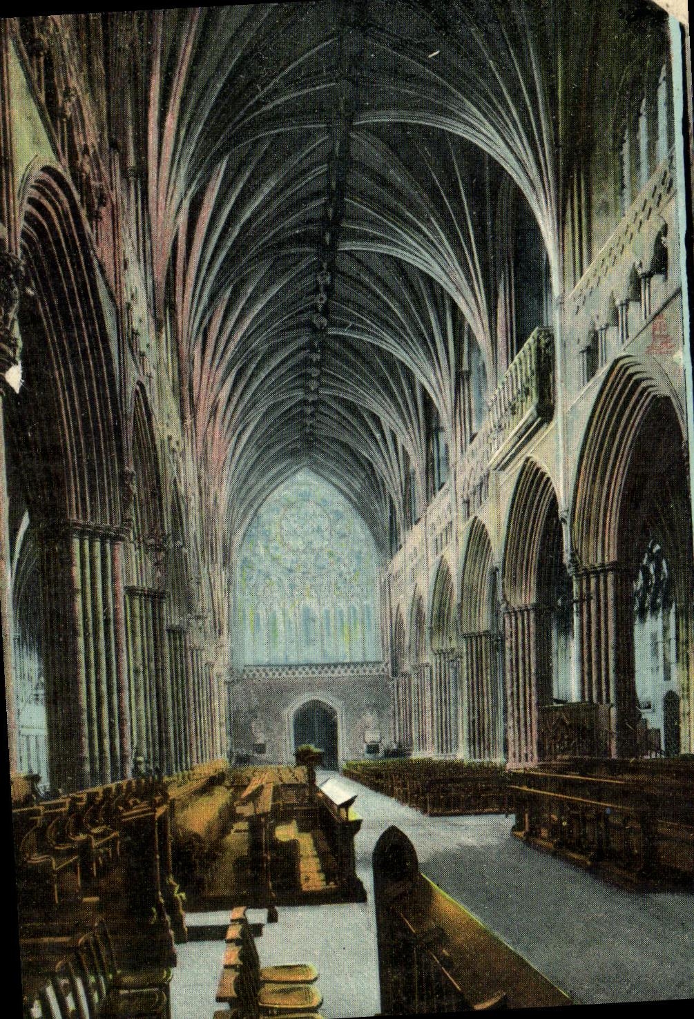 Exeter Cathedral — vue intérieure — Tuck's Post