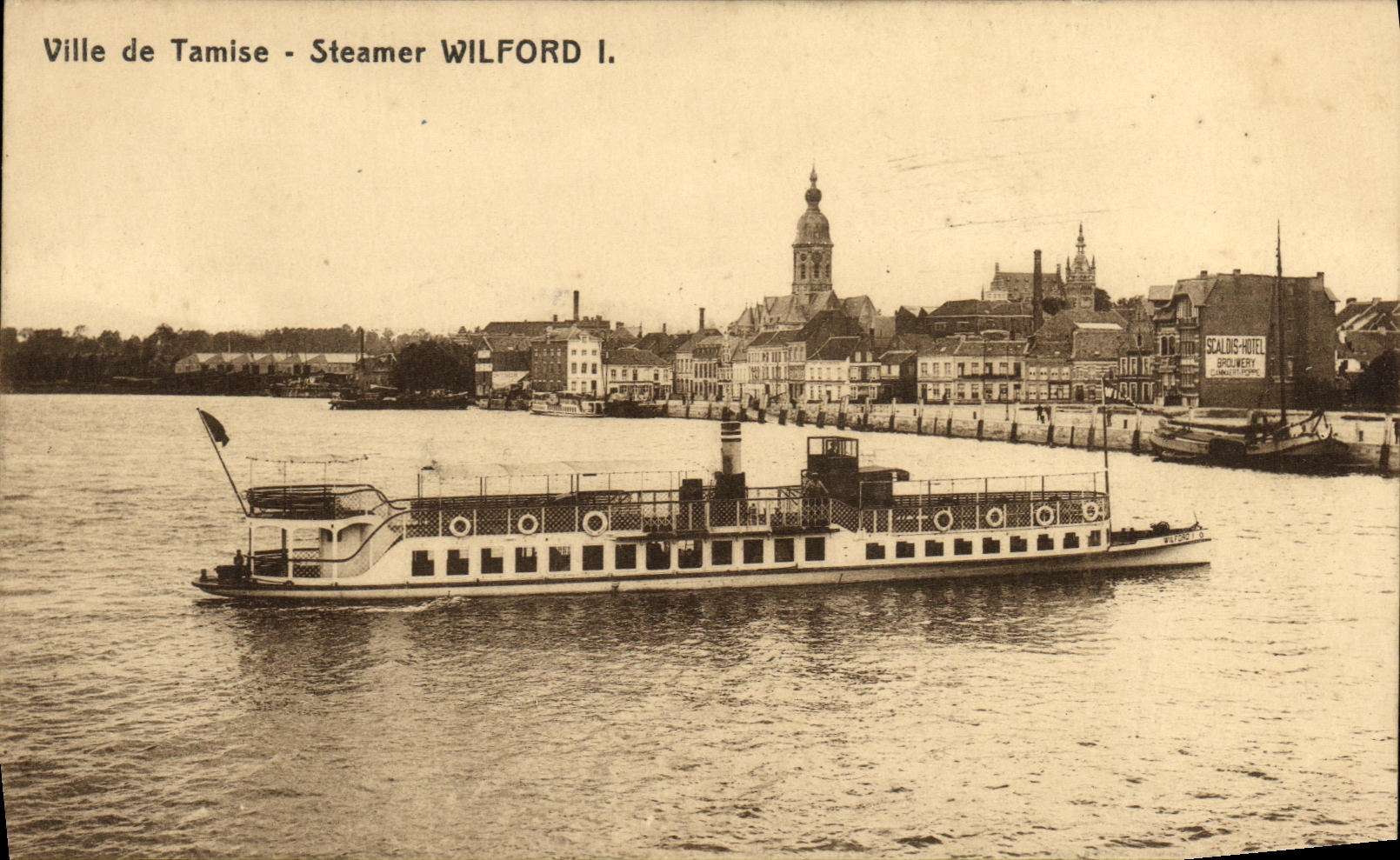 CPA Ville de Tamise Steamer Wilford l Bateau 