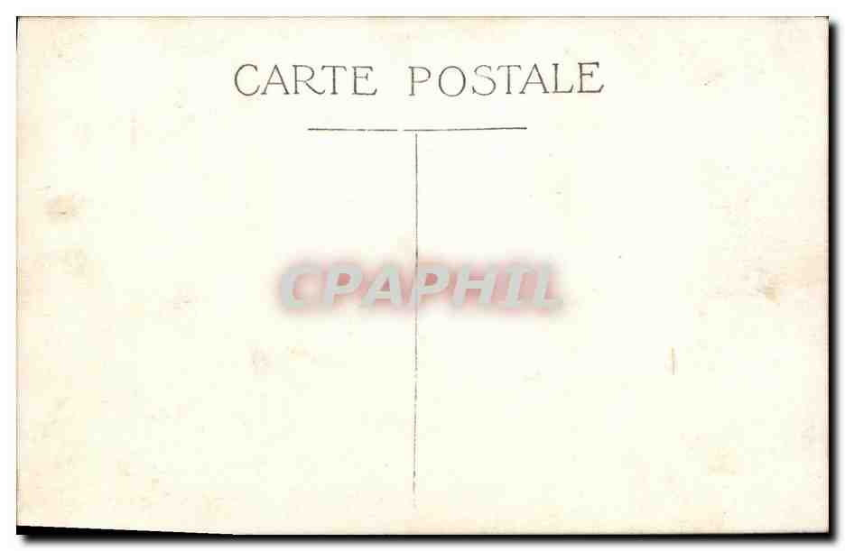 Boutique de souvenirs — mascottes Mickey et Minnie — éditeur non identifié — Reverso