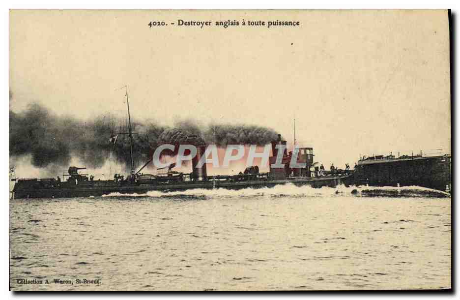 CPA Destroyer Anglais a Toute Puissance