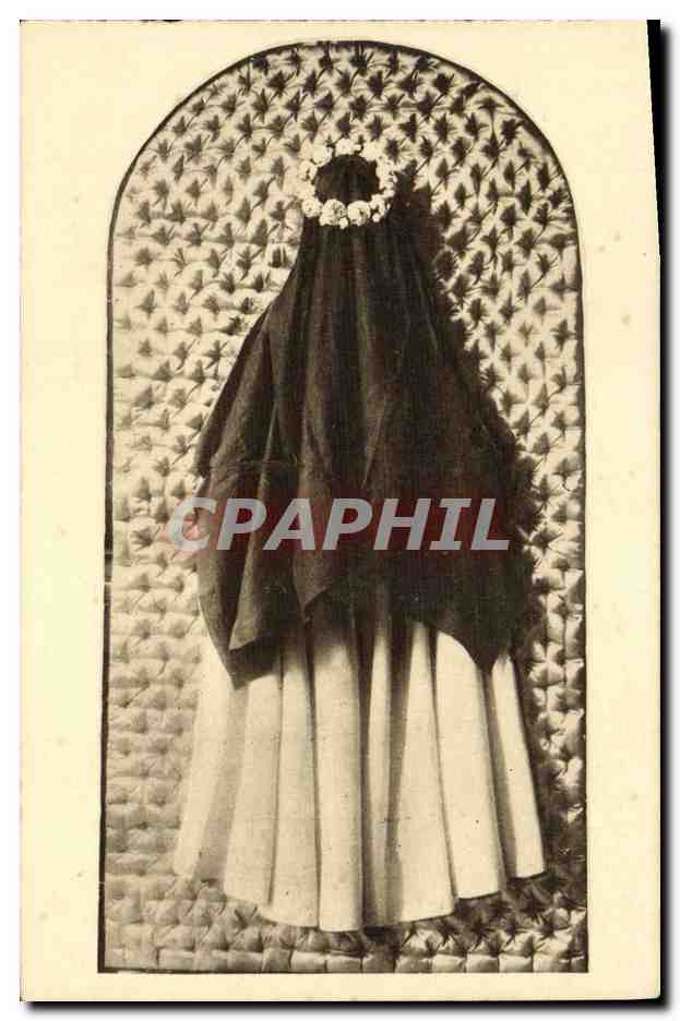CPA Manteau blanc et grand voile de Sainte therese de l Enfant Jesus 
