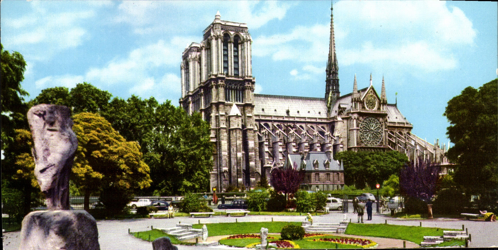 Notre-Dame de Paris — vue depuis le Square Vivian — éditeur Vivian, n° 1043