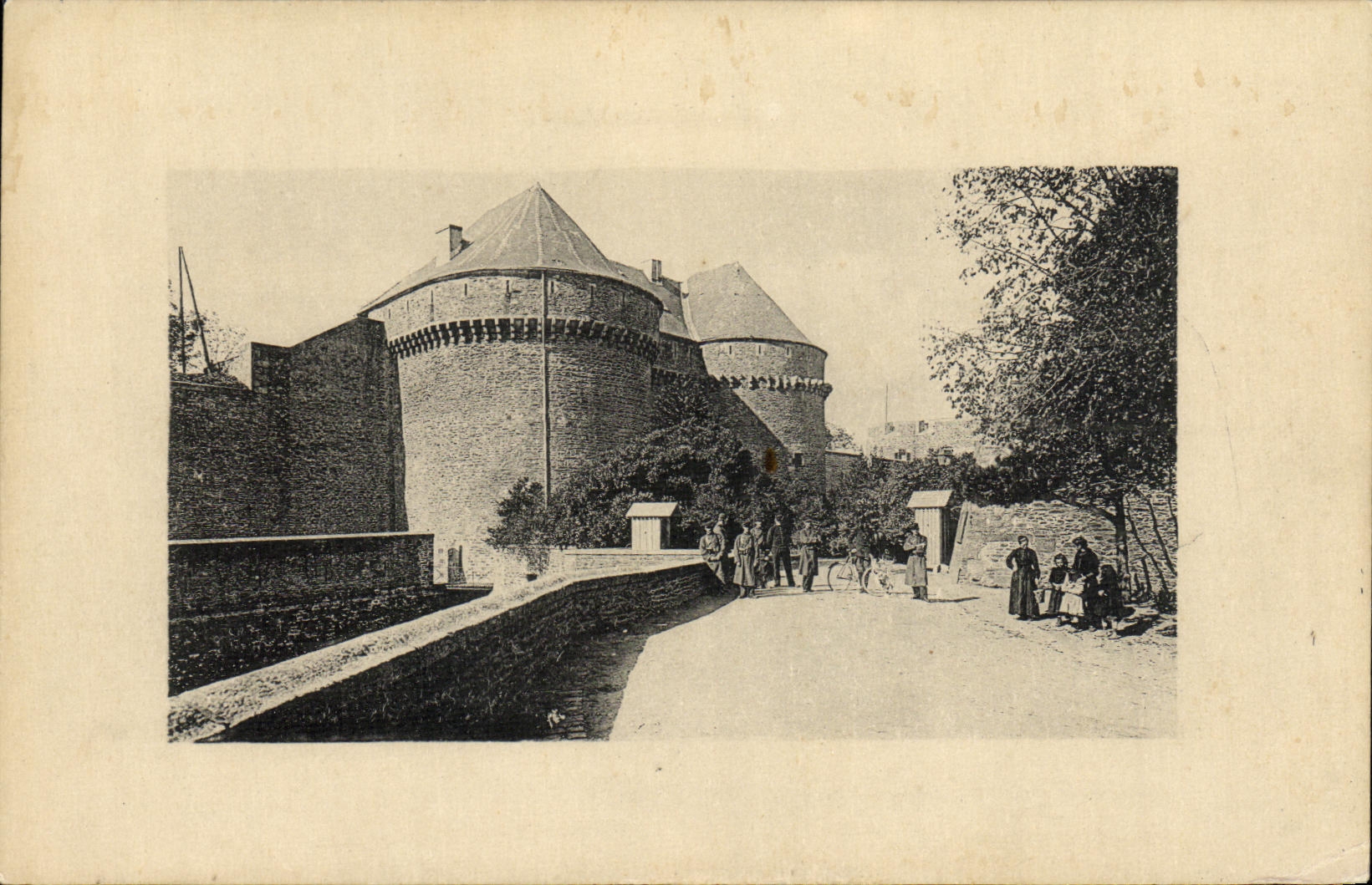 CPA Nantes Le chateau 
