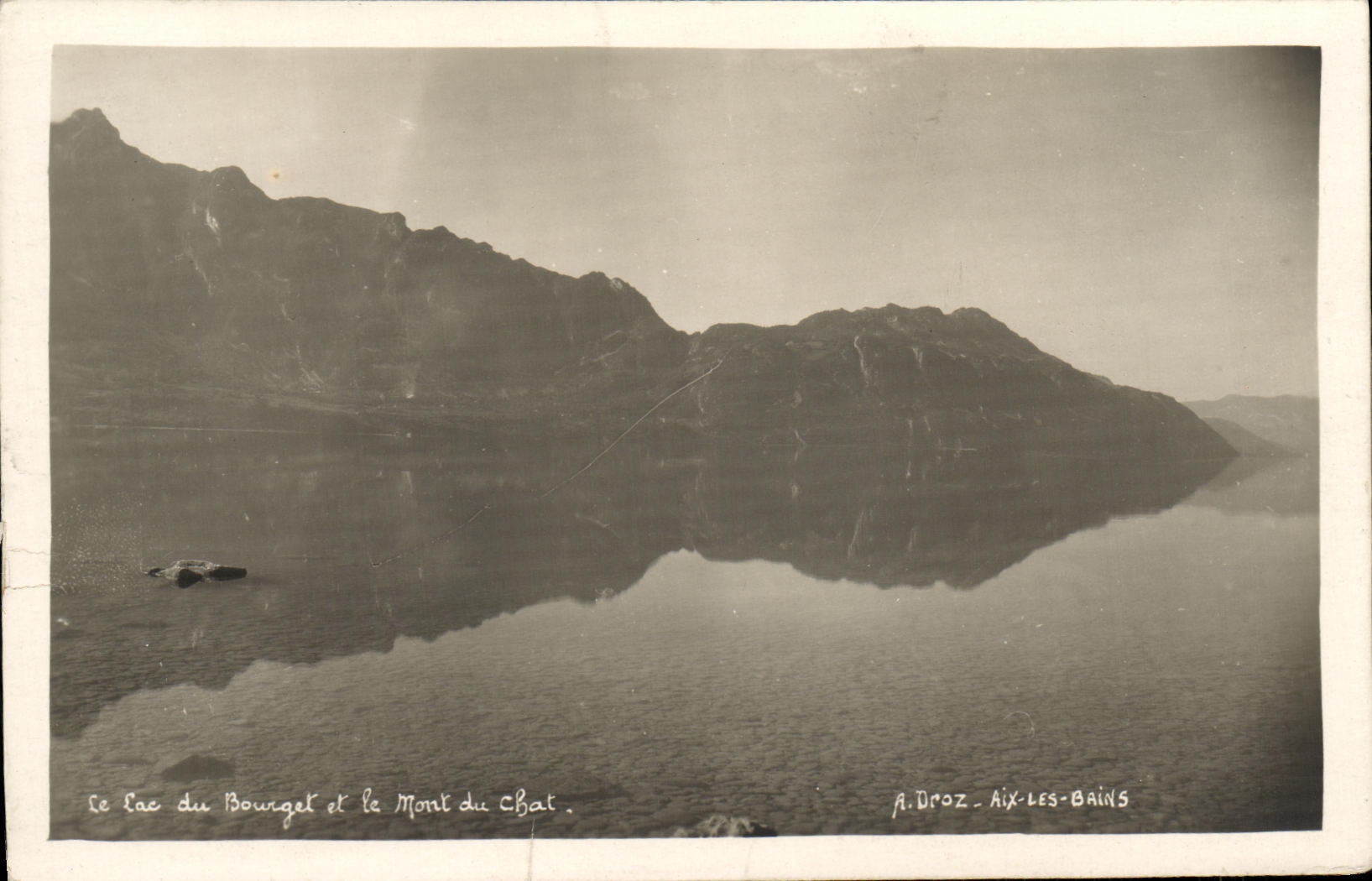 CPA Le lac du Bourget et le mont du Caht Aix les Bains