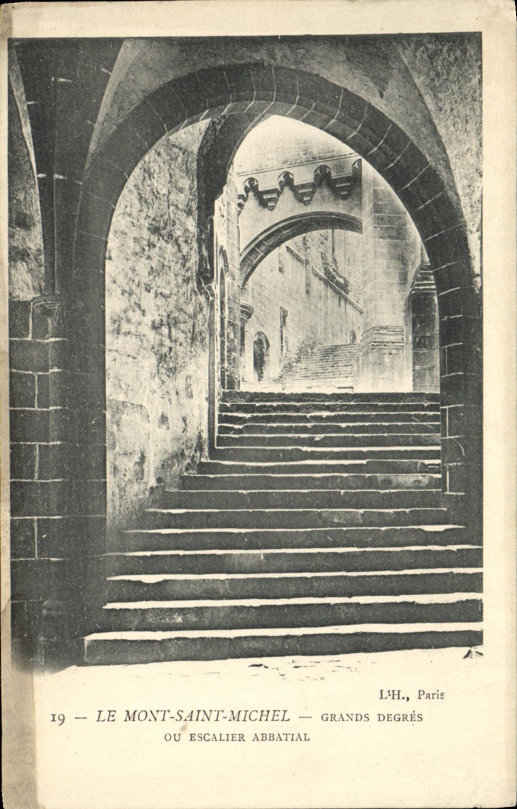 Le Mont-Saint-Michel — Grands degrés ou escalier abbatial — L'H., Paris, n°19