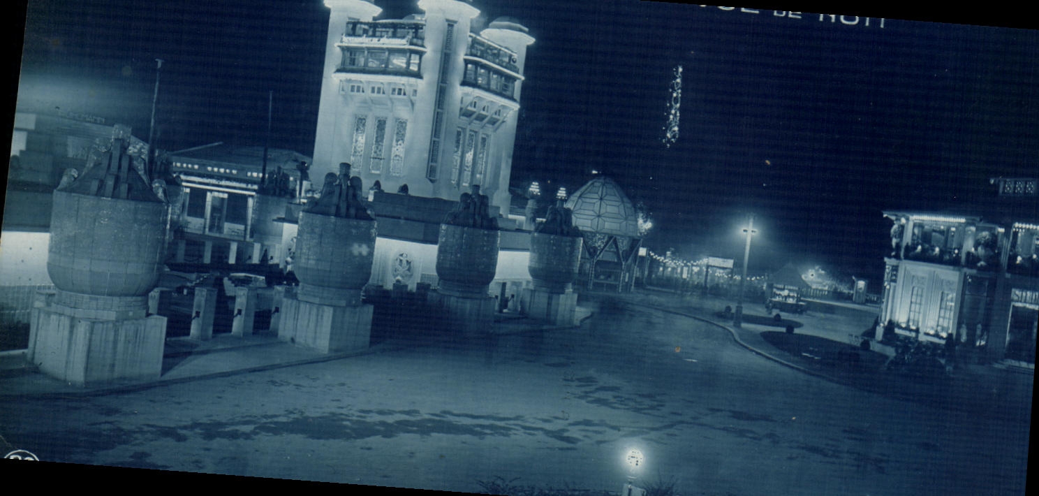 CPA Exposition des Arts Decoratifs Vue de Nuit Paris