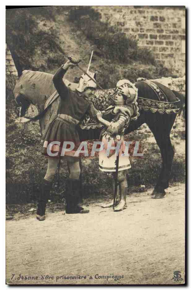 CPA Jeanne d Arc Prisonniere a Compiegne
