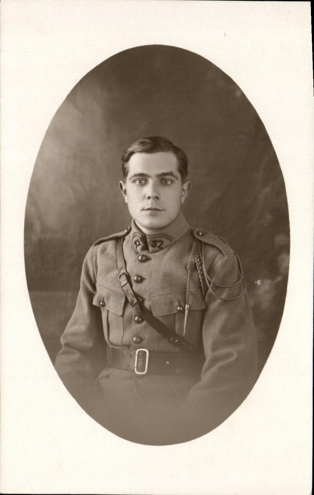 CARTE PHOTO Soldat Militaria numero de col 32 