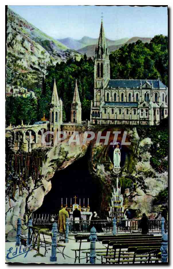 Lourdes — La Grotte et la Basilique — Édition P. Doucet, 8, place Peyraire, Lourdes