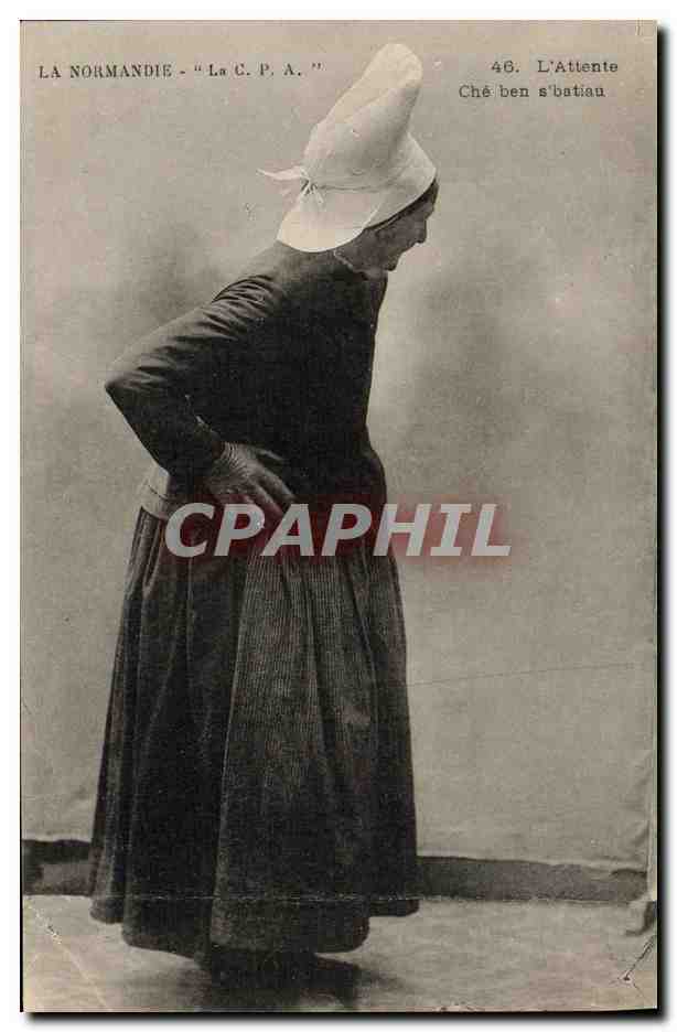 Femme normande en costume traditionnel — La Normandie - La C.P.A. — n°46