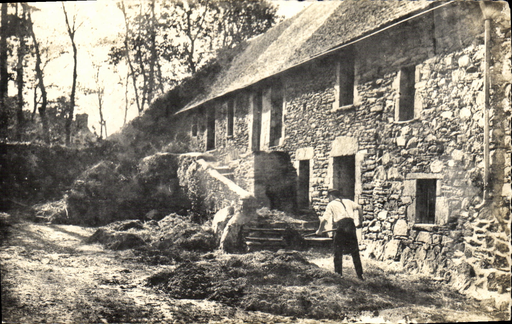 CPA Manche L habitat rural Folklore 