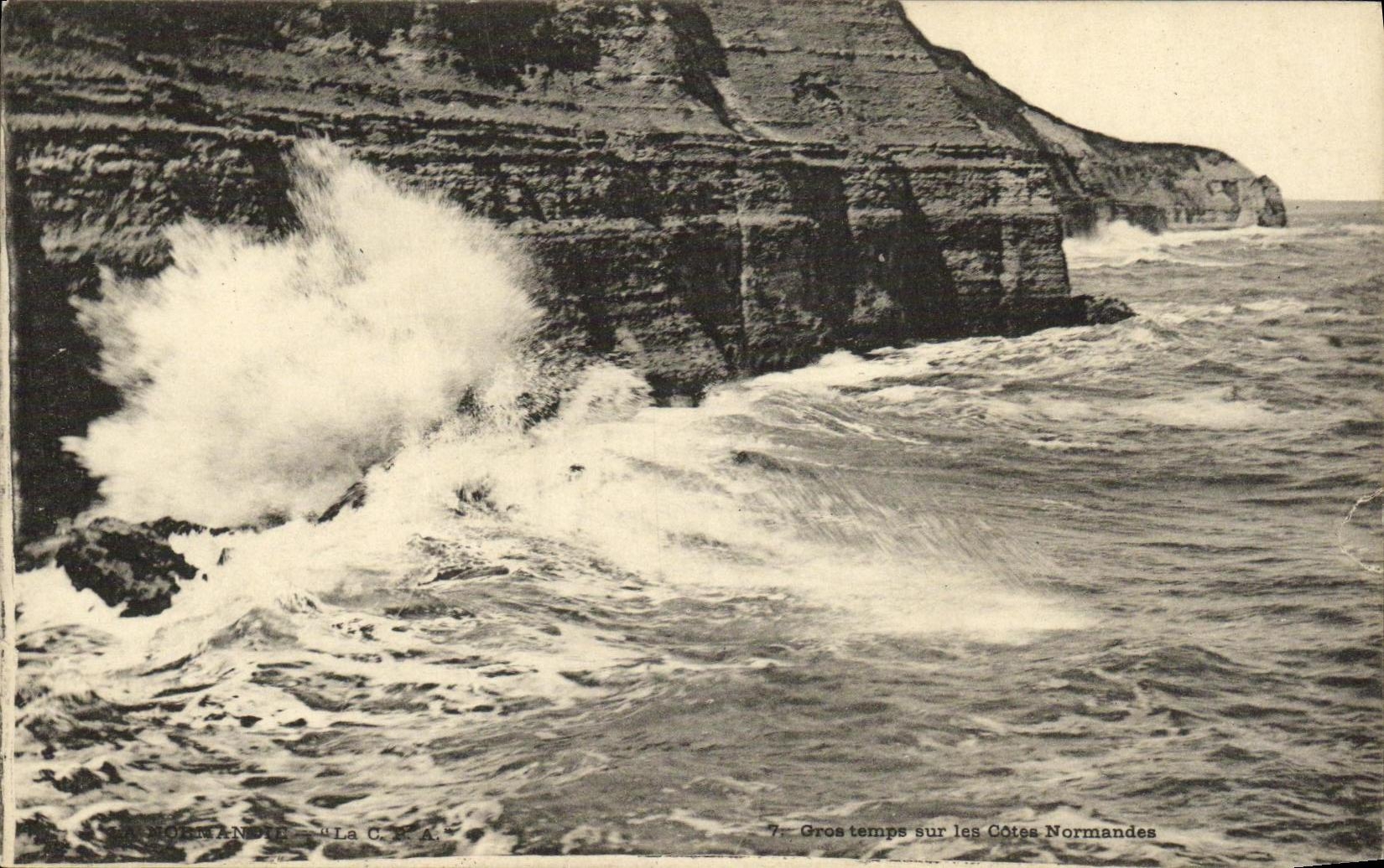 Côtes Normandes — Gros temps sur les Côtes Normandes — La C.P.A. n°7