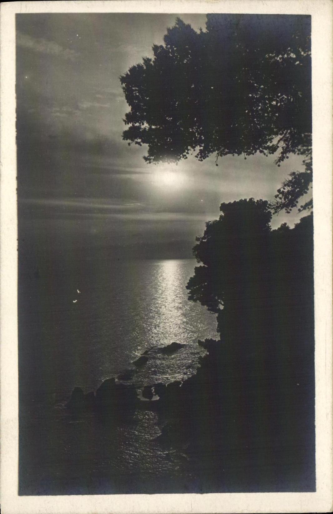 Vue de la mer au lever du soleil — éditeur non visible