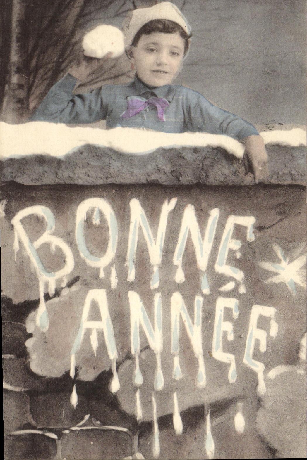 CPA Bonne Annee Enfant Boules de neige
