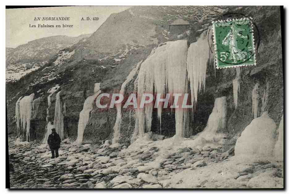 CPA La Normandie Les Falaises en hiver