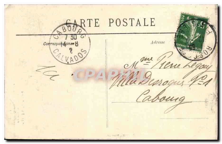 CPA En Bretagne Autour du Lit Clos Femme Folklore — Verso