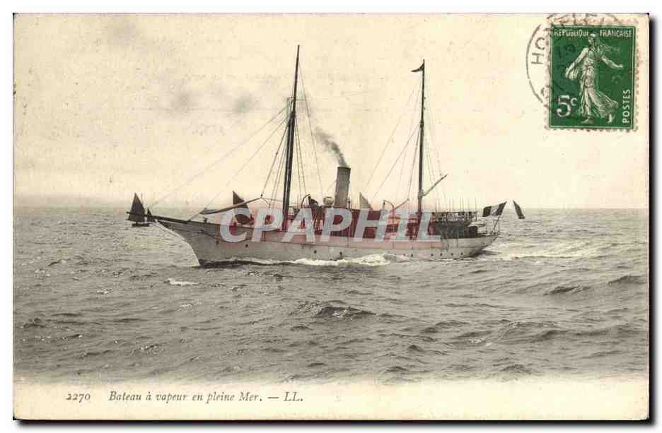 CPA Bateau a vapeur en pleine Mer