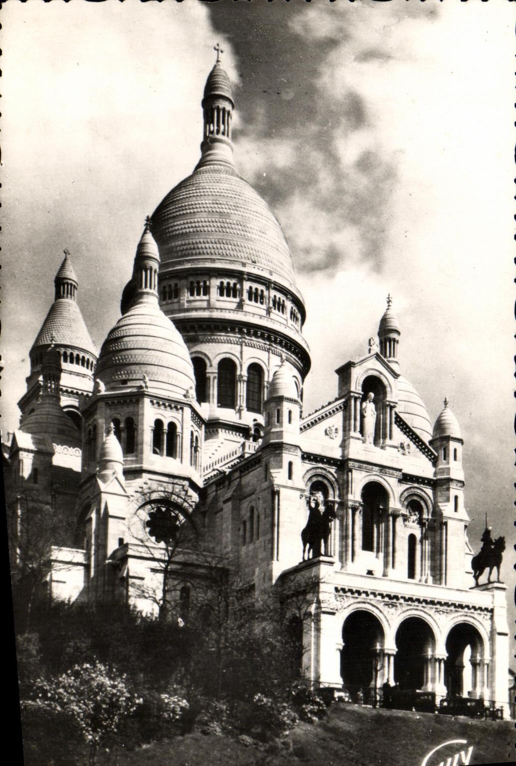 CPM Paris et ses Mervilles Basilique du Sacre Coeur de Montmartre