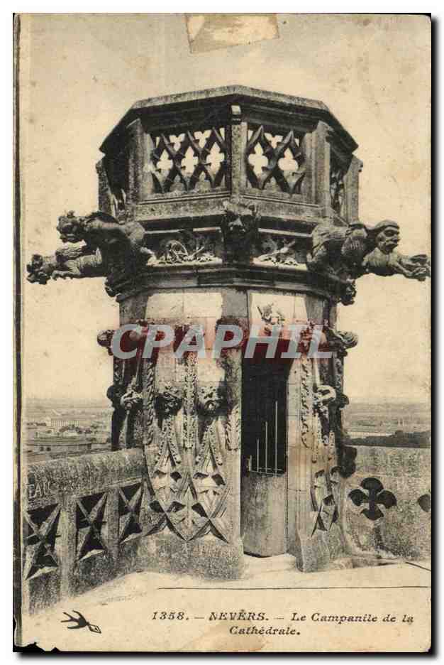 CPA Nevers Le Campanile de la Cathedrale