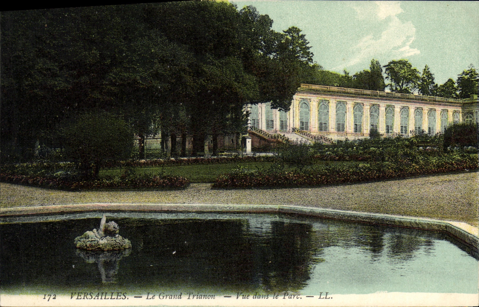 Versailles — Le Grand Trianon — Vue dans le Parc — LL. — n° 172