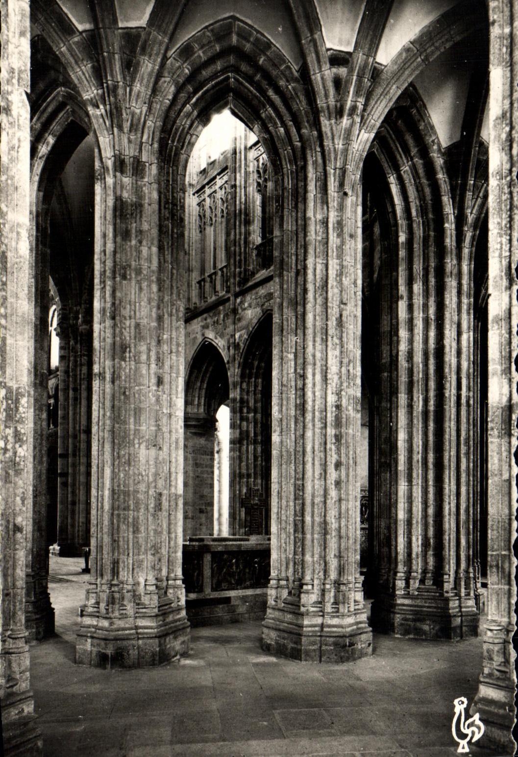L'Église Abbatiale - Le Déambulatoire — Mont Saint-Michel — Les Tirages Modernes, 5 bis, Rue du Louvre, Paris