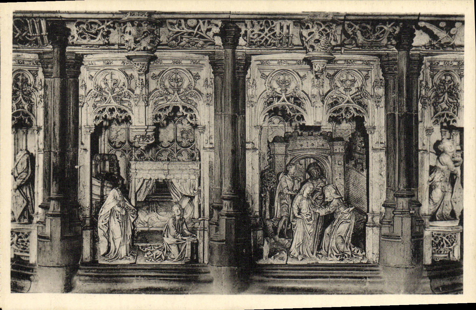 CPA Eglise de Brou Retable des sept joies de la vierge L annonciation et la visitation