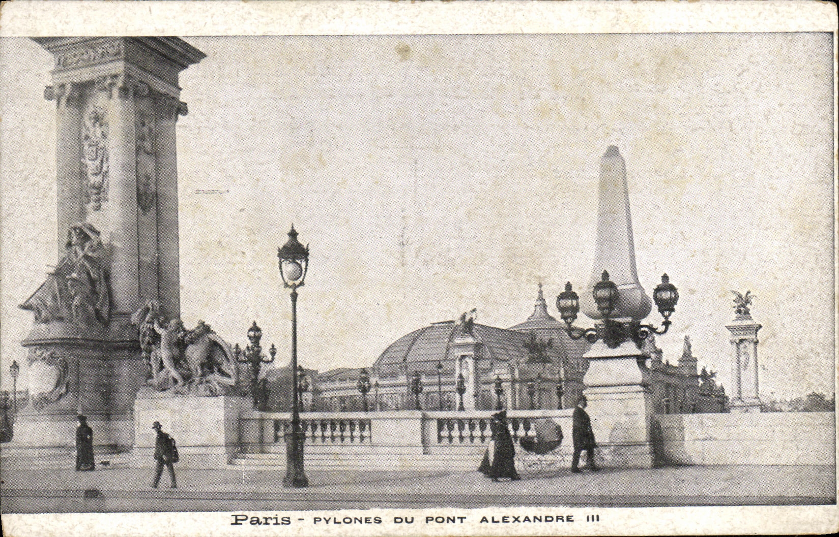 CPA Paris Pvlones Du Pont Alexandre III