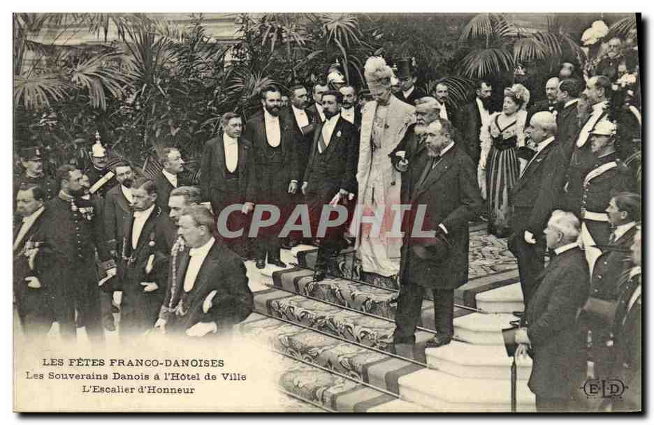 Les Souverains Danois à l'Hôtel de Ville — L'Escalier d'Honneur — Éditeur E.D.