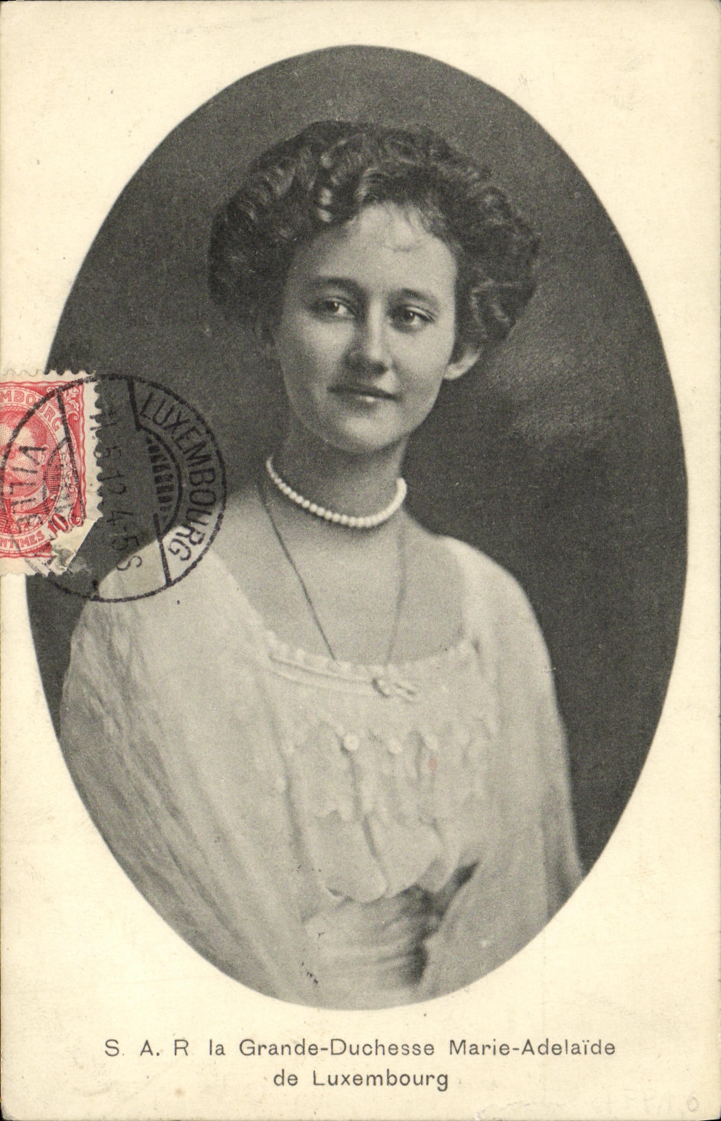 CPA La Grande Duchesse Heritiere Marie Adelaide Luxembourg